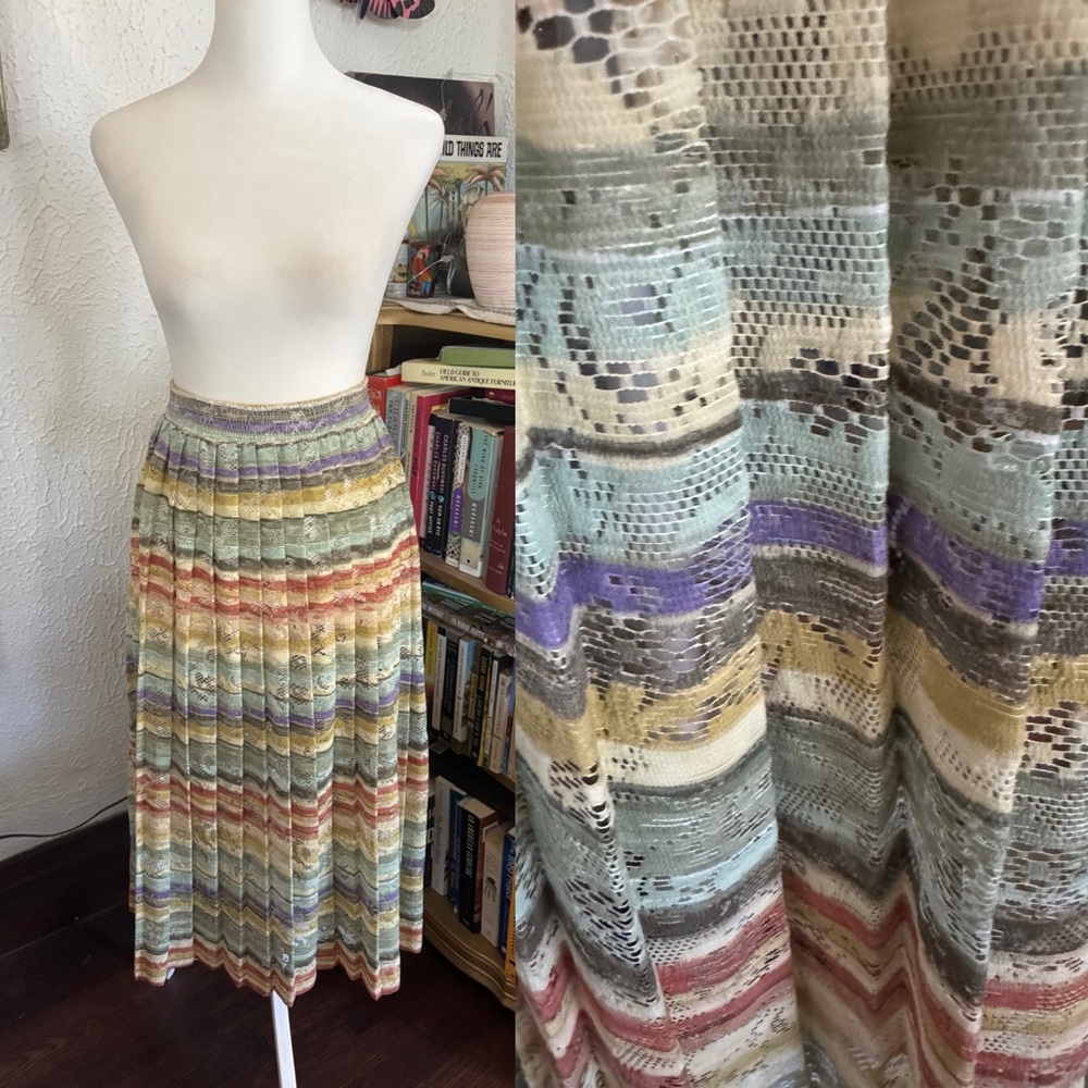 1980s vintage women’s multicolor pleated lace midi skirt
